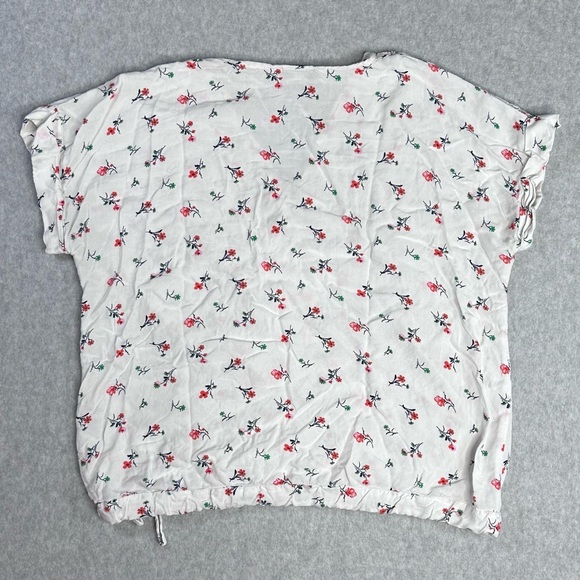 Carly Jean Los Angeles Floral White Wrap Top - Picture 2 of 4